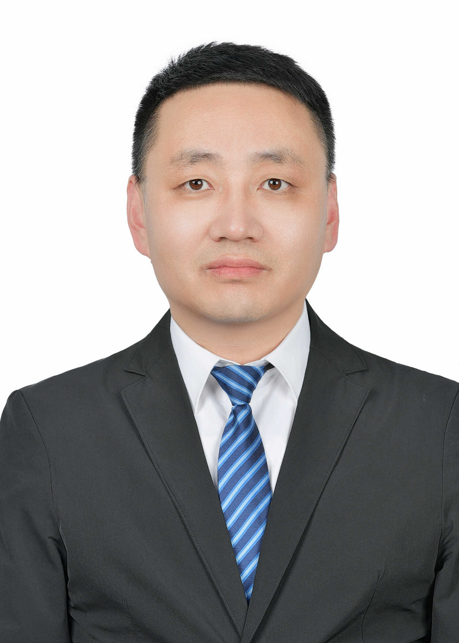 薛栋林